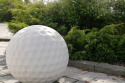 Piłka golfowa z betonu architektonicznego